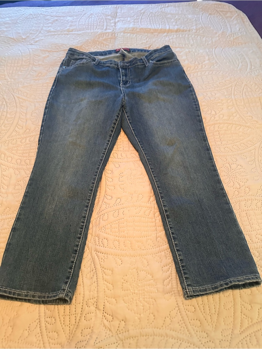 Women’s Boot Cut Jeans in Faded Blue
